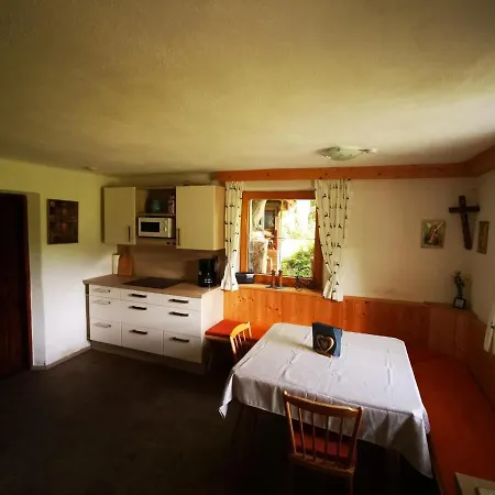 Ausserberg Hutte שטיינברג אם רופן